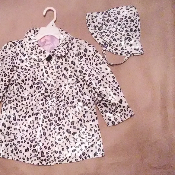 New 3 toddler rain coat leopard print with hat - Picture 1 of 3